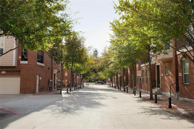 5014 Calloway Dr in Addison, TX - Building Photo