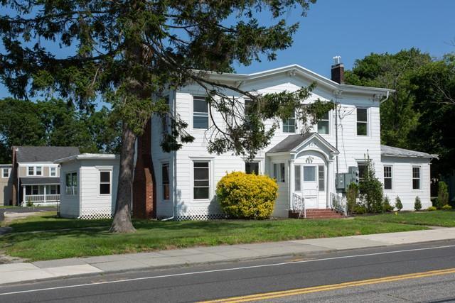 307 S Ocean Ave in Patchogue, NY - Building Photo - Building Photo