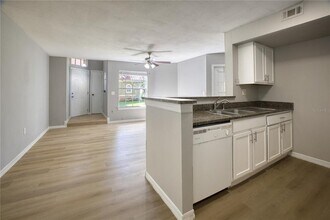 437 Fountainhead Cir in Kissimmee, FL - Building Photo - Building Photo