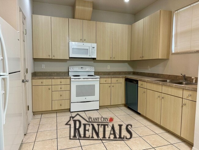 3617 Reynolds in Plant City, FL - Building Photo - Building Photo