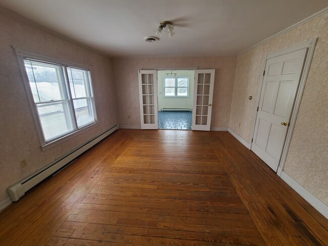 property at 608 Water St