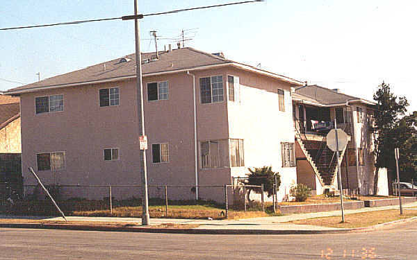 3501 Siskiyou St in Los Angeles, CA - Building Photo