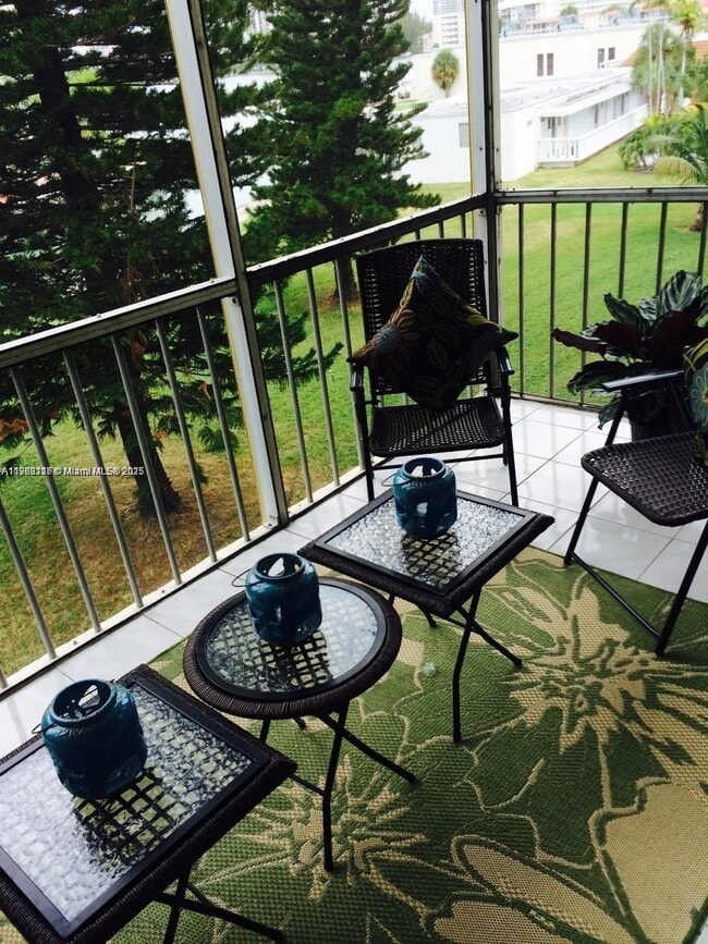 property at 2905 Point E Dr