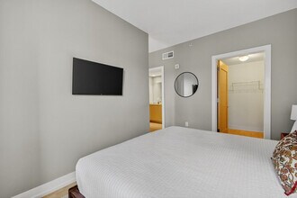 400 Walnut St in Des Moines, IA - Building Photo - Building Photo
