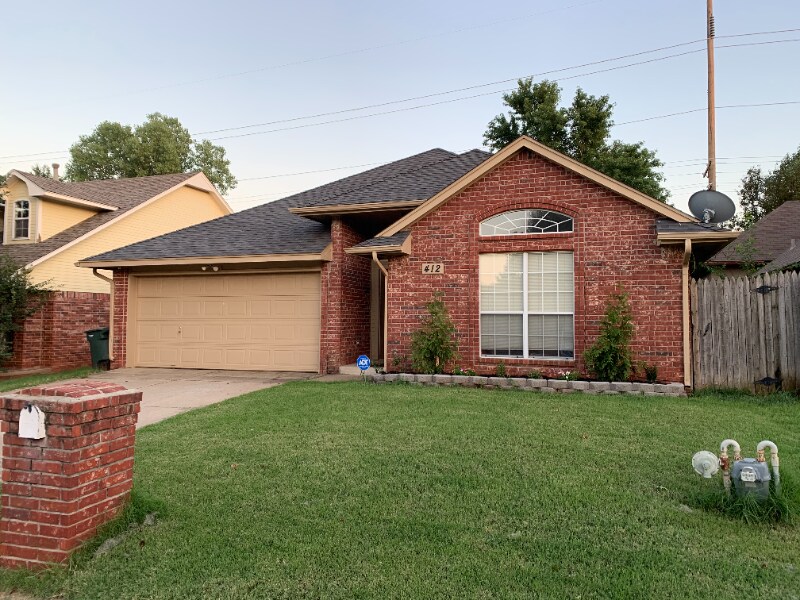 412 McDonald Dr in Edmond, OK - Building Photo