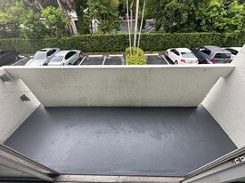 2150 SW 16th Ave, Unit 206 in Miami, FL - Building Photo