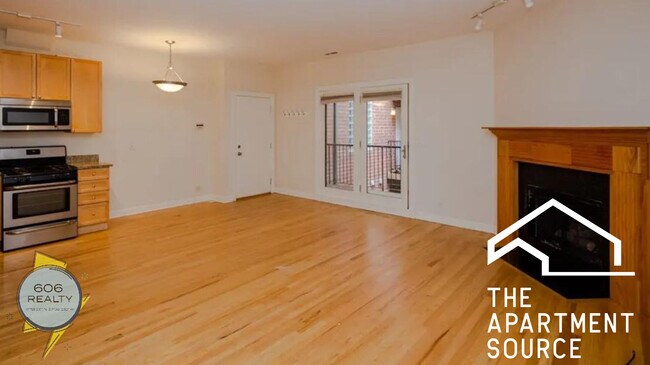 3349 N Clark St, Unit 1SW in Chicago, IL - Foto de edificio - Building Photo