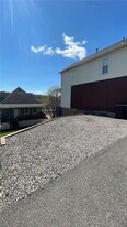 424 W 7th Ave, Unit 1 in Tarentum, PA - Building Photo