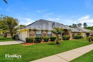 1917 St George Ct in Middleburg, FL - Building Photo