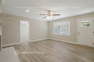 4895 Orchard Ct in Douglasville, GA - Foto de edificio - Building Photo