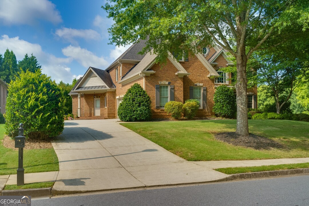 981 Cranbrook Glen Ln in Snellville, GA - Foto de edificio