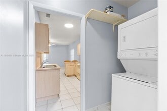 13830 SW 73rd St in Miami, FL - Building Photo - Building Photo