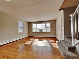 7402 School Ave in Dundalk, MD - Building Photo