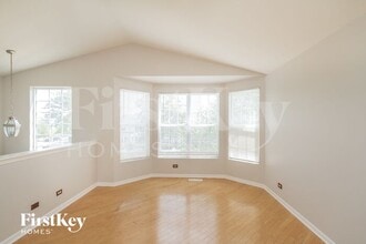 949 Symphony Dr in Aurora, IL - Building Photo - Building Photo