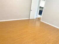 7826 Janak Dr photo'
