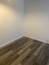 590 Logan St, Unit 302 in Denver, CO - Foto de edificio - Building Photo