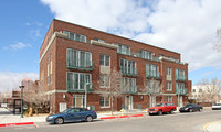 Campus Lofts in Albuquerque, NM - Foto de edificio - Building Photo