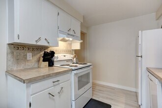 1206 E Heroy Ave in Spokane, WA - Building Photo - Building Photo