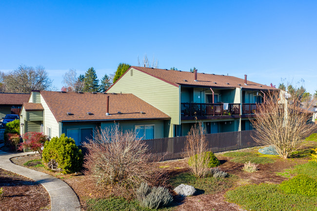 Bellwood Terrace in Portland, OR - Building Photo - Building Photo