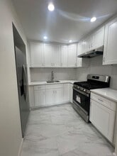 48-32 59th St in Queens, NY - Building Photo - Building Photo