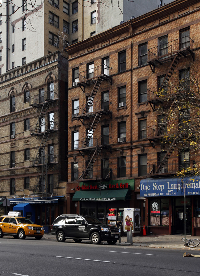 588 Amsterdam Ave in New York, NY - Foto de edificio - Building Photo
