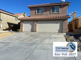 17600 Caprice Way in Victorville, CA - Building Photo