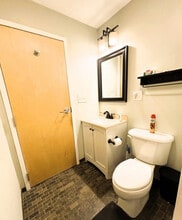 48 Mount Vernon St, Unit 2 in Boston, MA - Building Photo - Building Photo