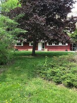 2855 Whippoorwill Ln in Ann Arbor, MI - Building Photo