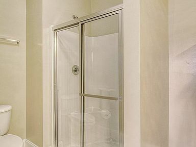 106 W Arctic Ave in Folly Beach, SC - Building Photo