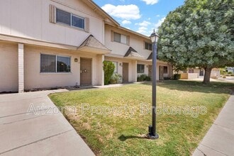 3934 E Piccadilly Rd in Phoenix, AZ - Building Photo - Building Photo