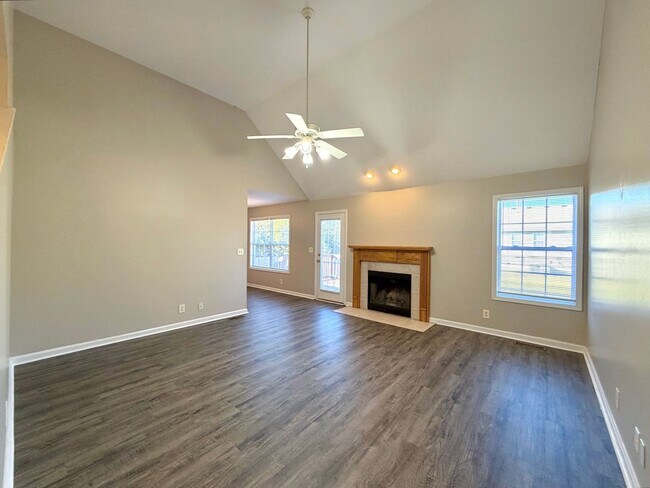 265 Senator Dr in Clarksville, TN - Building Photo - Building Photo