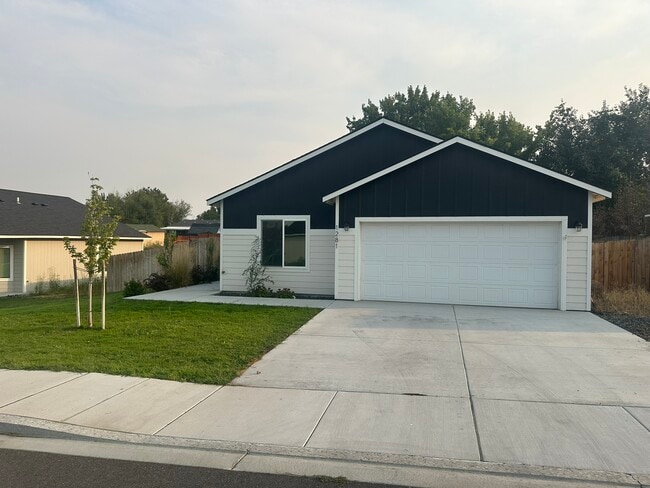 property at 1281 Lucy Ave