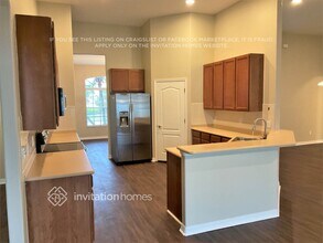 26811 Shoregrass Dr in Wesley Chapel, FL - Building Photo - Building Photo