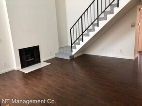 3715 S Canfield Ave-Unit -Apt. 205 in Los Angeles, CA - Building Photo - Building Photo