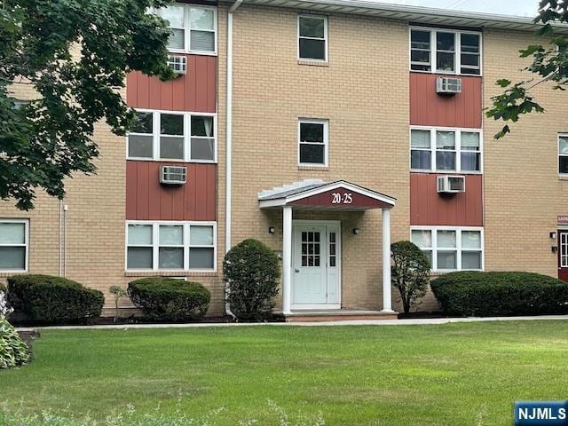 2 Radio Ave in Secaucus, NJ - Building Photo - Building Photo