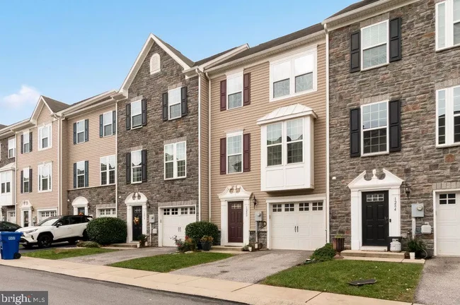 property at 1280 Rannoch Ln