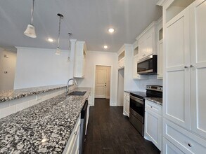 823 Lindsey Ln in Whitehouse, TX - Building Photo - Building Photo
