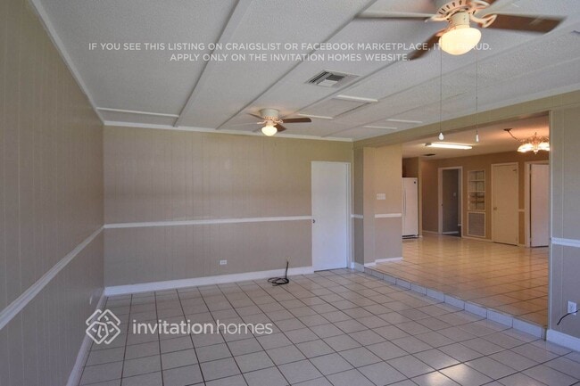 830 N Sunset Dr in Mount Dora, FL - Building Photo - Building Photo