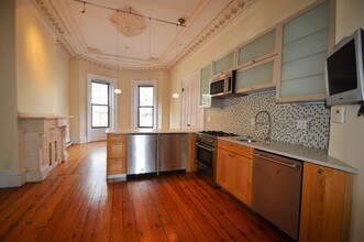 482 Columbus Ave in Boston, MA - Foto de edificio - Building Photo