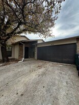 922 NW 116th Ct in Oklahoma City, OK - Building Photo