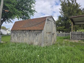 4037 Vine Ave SE in Cedar Rapids, IA - Building Photo - Building Photo