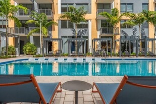 Centro City Residences in Miami, FL - Building Photo