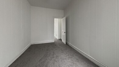 56 N Dewey St in Philadelphia, PA - Building Photo - Building Photo