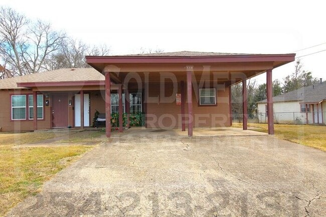 property at 1710 Cole St