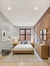 195 Stanton St, Unit 3C in New York, NY - Building Photo - Building Photo