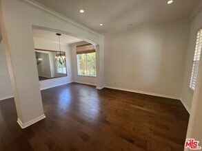 4566 Via Del Rancho in Thousand Oaks, CA - Building Photo - Building Photo