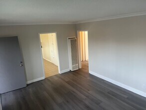 6502 Foster Bridge Blvd, Unit D in Bell Gardens, CA - Building Photo - Building Photo