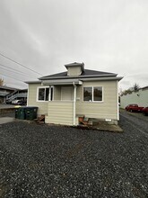 2214 Valencia St in Bellingham, WA - Building Photo - Building Photo