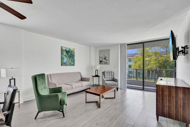 777 NW 155th Ln in Miami, FL - Building Photo - Building Photo