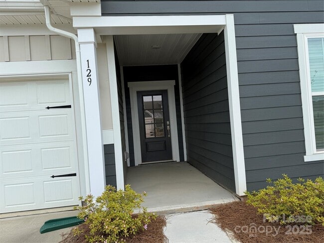 129 Pampas Pl in Statesville, NC - Foto de edificio - Building Photo